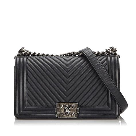 chanel boy bag vestiaire collective